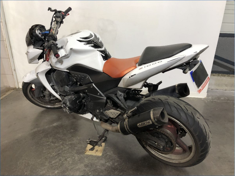 KAWASAKI Z1000 