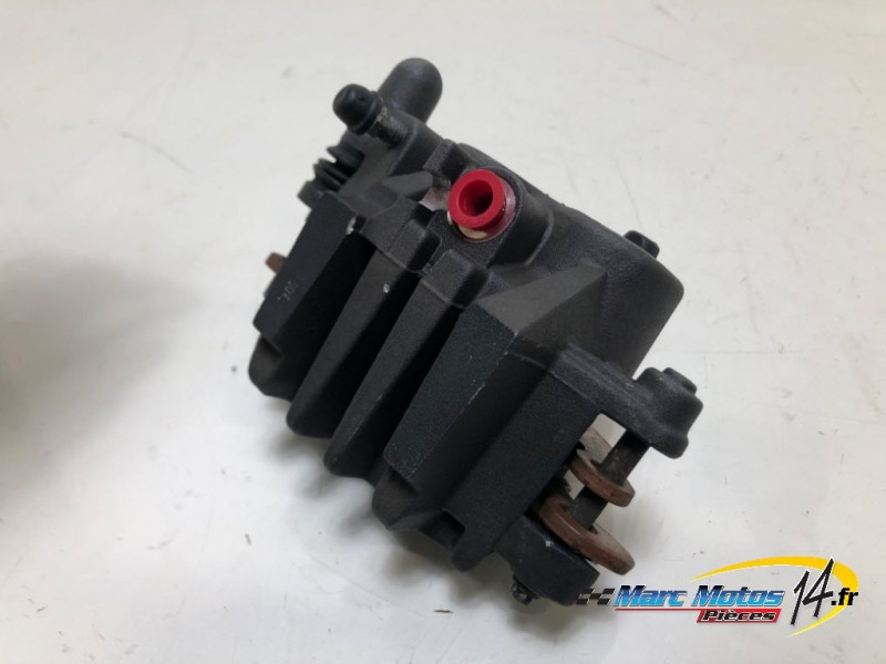 ETRIER DE FREIN AVANT DROIT SUZUKI 125 VANVAN 2009