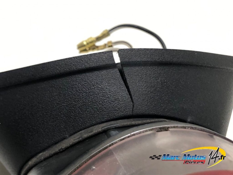 FEU ARRIERE SUZUKI 125 VANVAN 2009