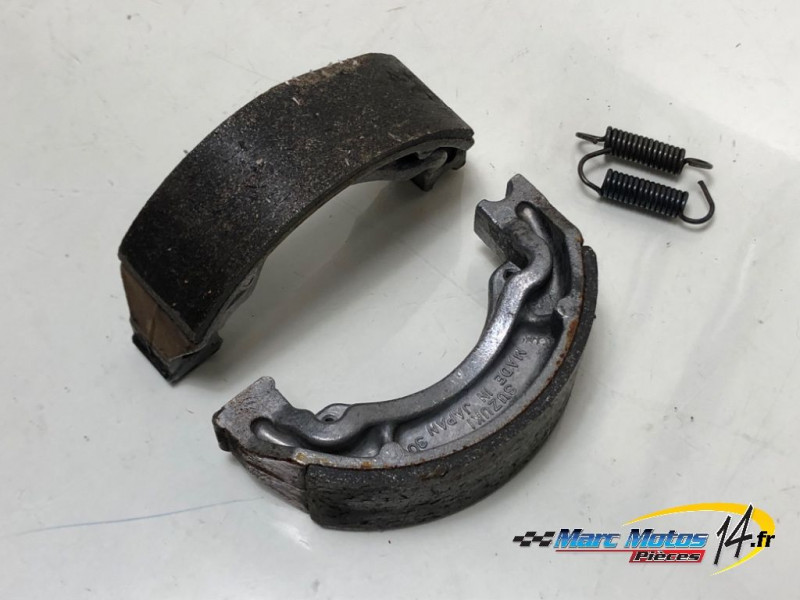 FLASQUE DE FREIN ARRIERE SUZUKI 125 VANVAN 2009