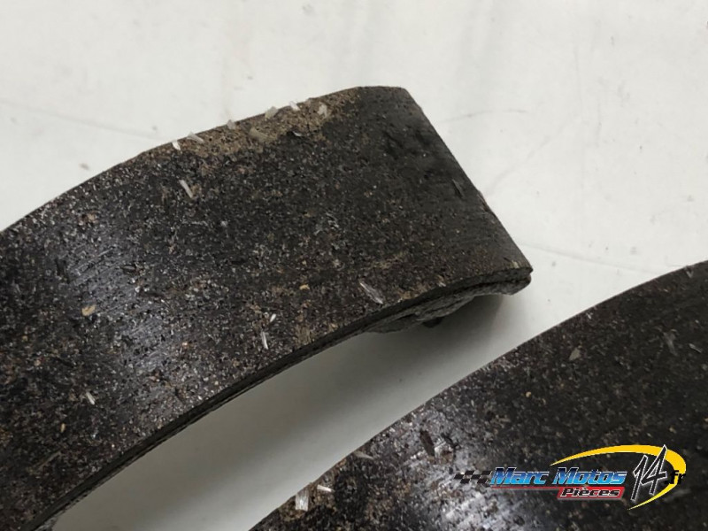 FLASQUE DE FREIN ARRIERE SUZUKI 125 VANVAN 2009