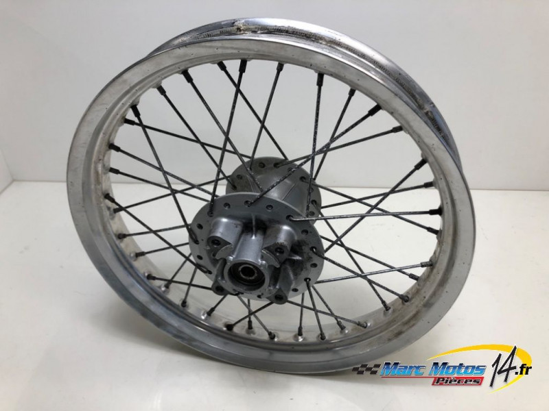 JANTE AVANT SUZUKI 125 VANVAN 2009