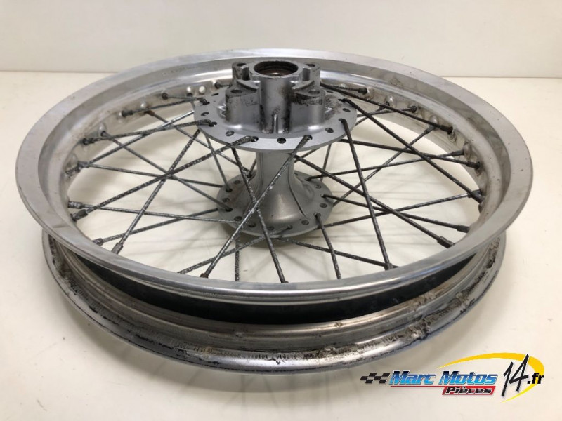 JANTE AVANT SUZUKI 125 VANVAN 2009