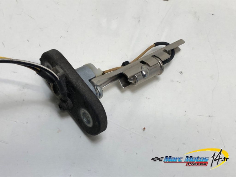 JAUGE / SONDE A ESSENCE SUZUKI 125 VANVAN 2009