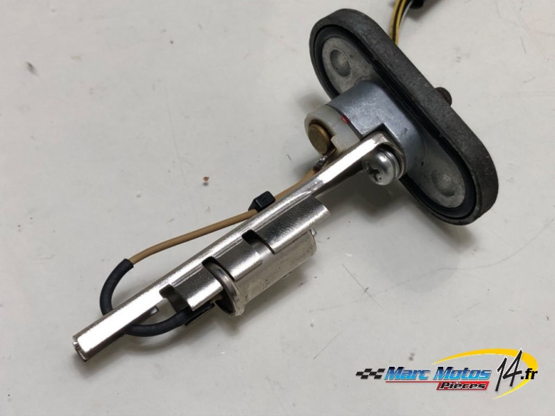 JAUGE / SONDE A ESSENCE SUZUKI 125 VANVAN 2009