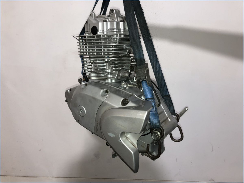 MOTEUR SUZUKI 125 VANVAN 2009