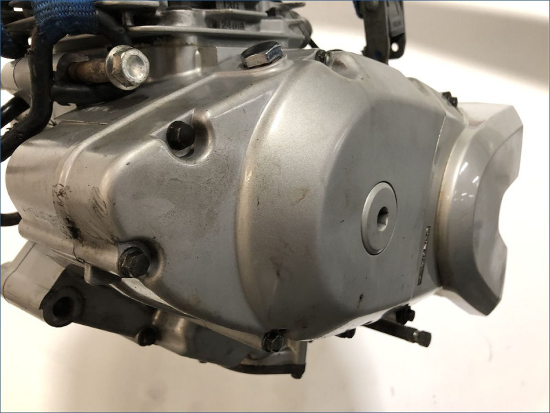 MOTEUR SUZUKI 125 VANVAN 2009