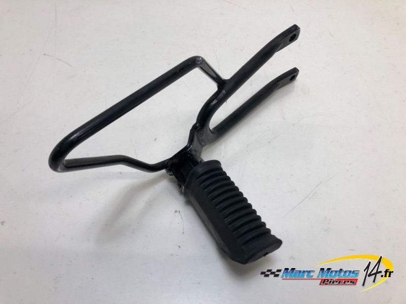 PLATINE ARRIERE DROITE SUZUKI 125 VANVAN 2009