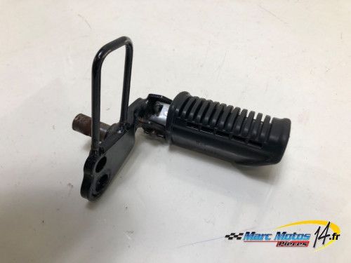 PLATINE AVANT DROITE SUZUKI 125 VANVAN 2009