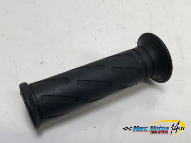 POIGNEE GAUCHE SUZUKI 125 VANVAN 2009