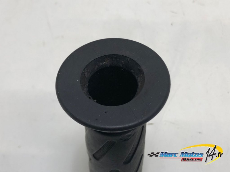 POIGNEE GAUCHE SUZUKI 125 VANVAN 2009