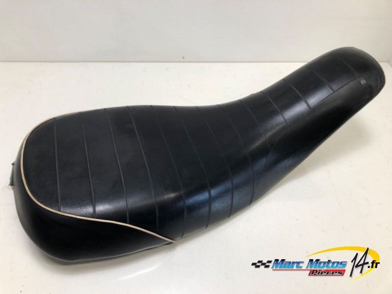 SELLE BIPLACE SUZUKI 125 VANVAN 2009