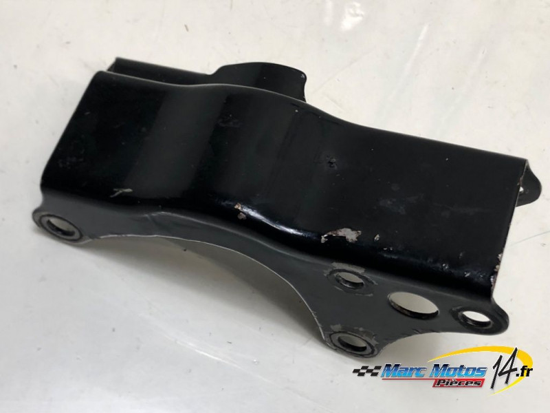 SUPPORT MOTEUR SUZUKI 125 VANVAN 2009