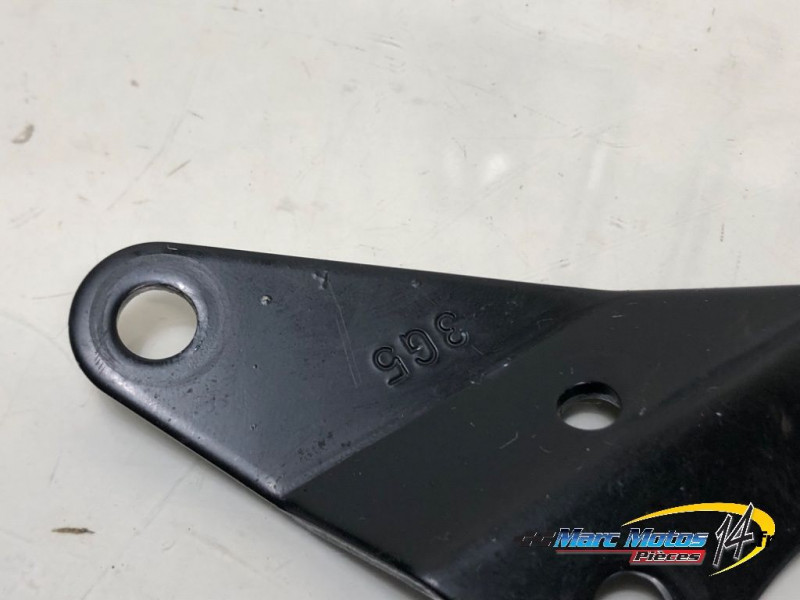 SUPPORT MOTEUR SUZUKI 125 VANVAN 2009