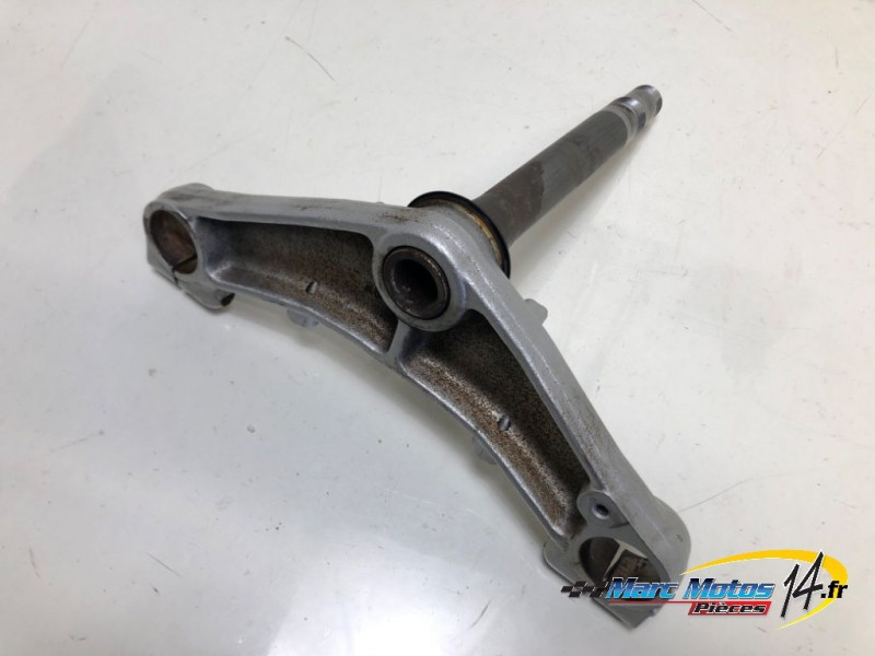 TE DE FOURCHE INFERIEUR SUZUKI 125 VANVAN 2009