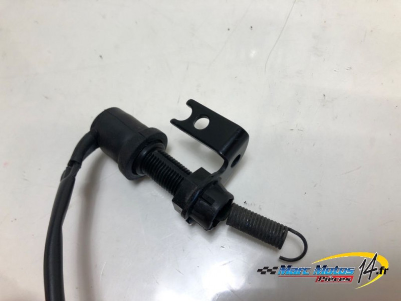CONTACTEUR DE FREIN ARRIERE YAMAHA MT01 2005
