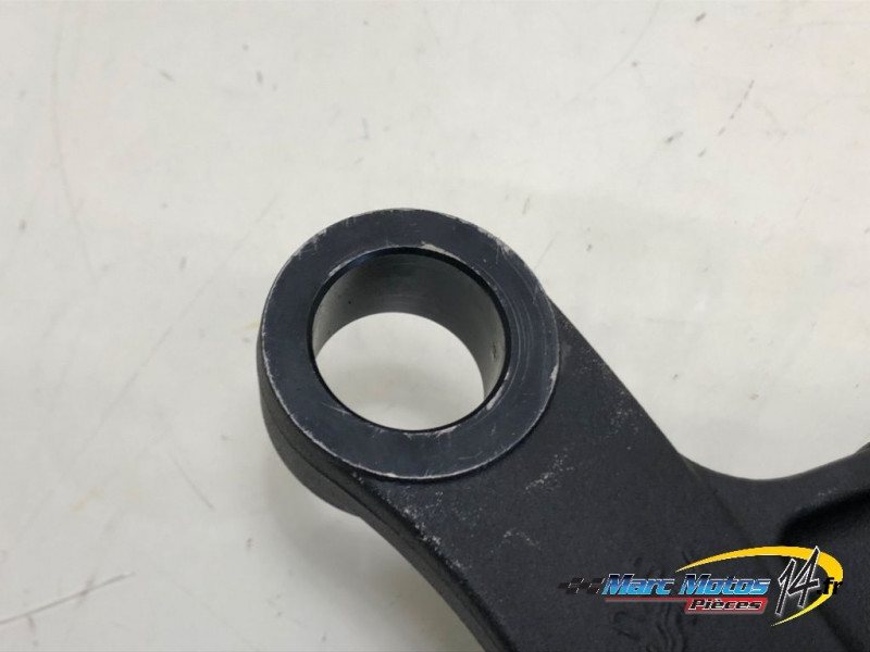 ETRIER DE FREIN ARRIERE YAMAHA MT01 2005