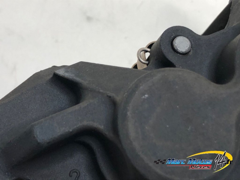 ETRIER DE FREIN AVANT GAUCHE YAMAHA MT01 2005